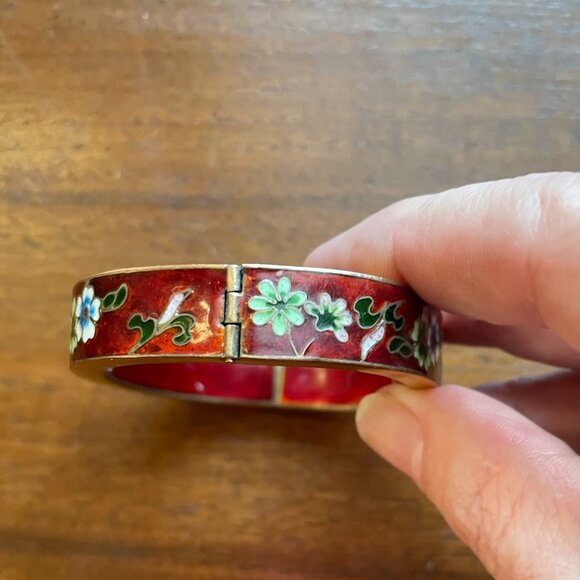 Rare Rounded Rectangular  Cloisonne Hinged Bangle with Gold-Tone Edges - Picture 3 of 9